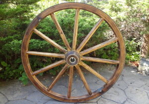 Best Chandelier wagon wheel 1